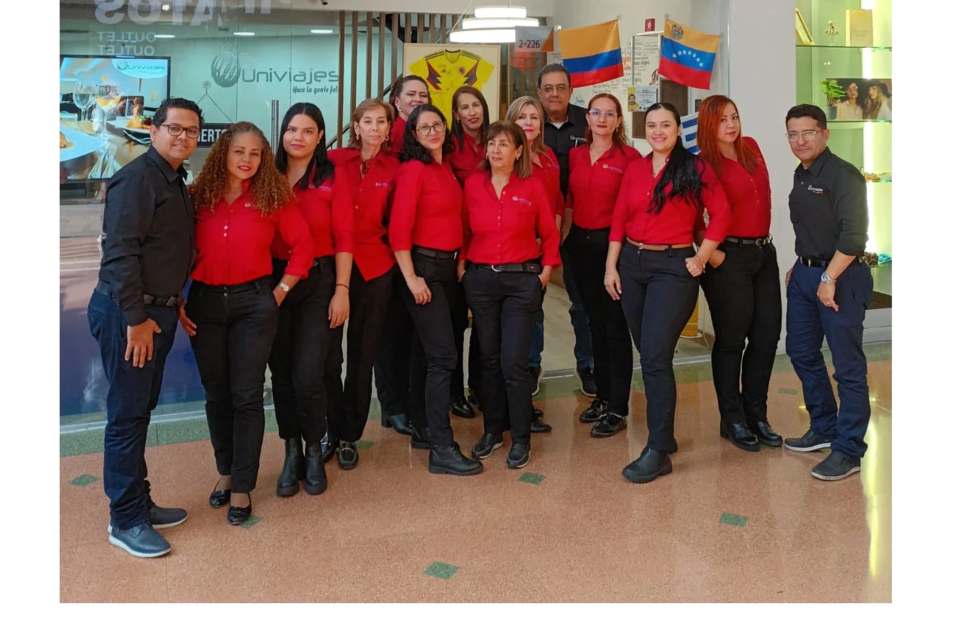 Personal Univiajes sep 2023